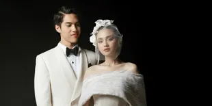 Ganteng Maksimal, El Rumi Pakai Jas Wool Premium Asal Italia di Hari Pernikahan dengan Syifa Hadju