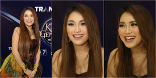 Ganti Gaya Rambut, Hot Mom Ayu Ting Ting Makin Cantik