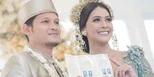 Gelar Pernikahan di Tengah Wabah Corona, Berikut Sederet Potret Bunga Jelitha dan Syamsir Alam