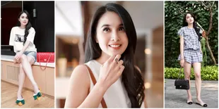 Genap 38 Tahun, 10 Potret Sandra Dewi yang Tetap Awet Muda Meski Sudah Jadi Ibu Dua Anak - Masih Cocok Jadi ABG
