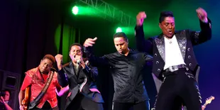 Habis-Habisan, The Jacksons Bikin Histeris Penonton SoundsFair!