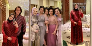 Hamil Anak Kedua, Intip 9 Potret Cut Meyriska Pamer Baby Bump Saat Kondangan - Aura Bumilnya Terasa Banget