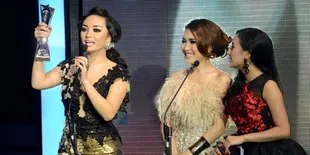 Heboh dan Memikat Aksi Zaskia Gotik di 'MNCTV Dangdut Awards'