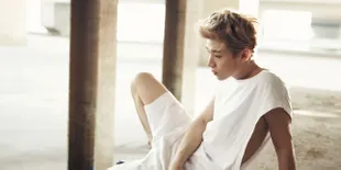 Henry Lau Jalani Pemotretan Untuk Majalah