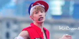 Henry Lau Tampil di Hongkong Dome Festival 2013