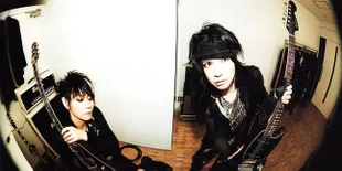 Hyde dan KAZ VAMPS Ganteng dan Bersinar di Atas 40 Tahun