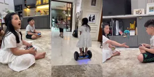 Ikut Sang Bunda Arisan Geng Cendol, 11 Potret Gemasnya Interaksi Rafathar dan Arsy - Dua Sahabat Sama-sama Nggak Mau Kalah Saat Main Bareng