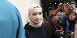 Inara Rusli Tunjukkan Lokasi Video 2 Jam, Kooperatif Saat Olah TKP