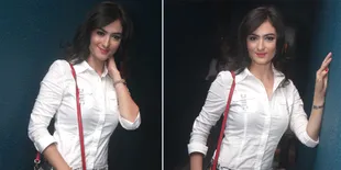 Jalan Panjang Marissa Christina Jadi Bom Seks