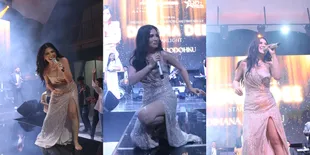 Joget Pakai Dress Belahan Tinggi, 8 Potret Aksi Dianna Dee Starlight yang Disebut Sebagai Artis 'Pemersatu Bangsa'