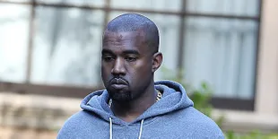 Kanye West Kejedot Besi Saat Berusaha Lindungi Kim Kardashian
