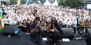 Potret Keseruan Kapanlagi Pensi Bareng 2026 Goyang SMAN 2 Tangerang Selatan