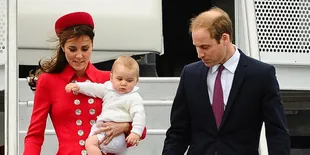 Kate Middleton Kembali Dibikin Malu Gara-Gara Roknya Terbang