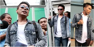 Keluar Penjara Langsung Dibooking, Robby Abbas Nggak Ganti Baju
