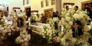 Keluarga Beberkan Kronologi Meninggalnya Hotma Sitompul, Sakit Komplikasi - Sempat Berobat ke Malaysia 