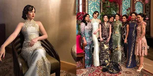 Kenakan Cheongsam, Nia Ramadhani Bridesmaid Pernikahan Aga Bakrie