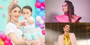Kini Jadi Ibu Menyusui, 8 Potret Zaskia Gotik yang Tetap Langsing Menawan - Body Bak Gitar Spanyol Ramai Disorot