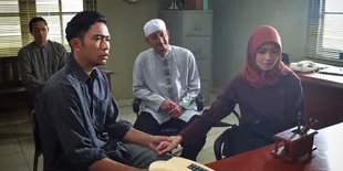 Kisah Cinta  Inspiratif Uje - Pipik Dalam HIJRAH CINTA
