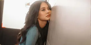 Kocak Abis, 8 Foto Gabut Aurelie Moeremans Hasil Editan Netizen Ini Bikin Ngakak!