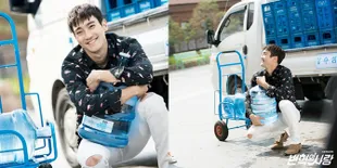 Kocaknya Choi Siwon, Ganteng-Ganteng Tukang Angkat Galon