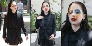 Lady Gaga Muncul Dengan Make Up Aneh