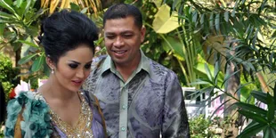 Lebaran Yuni Shara dan Krisdayanti