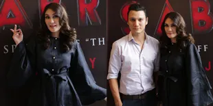 Luna Maya Tanggapi Foto 'Pernikahan' Dengan Christian Sugiono