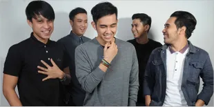 [Foto] Lyla Band Ungkap Cerita di Balik 'Kehabisan Waktu'