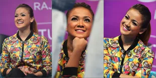 Makin Cantik Mempesona, Apa Sih Rahasia Langsing Nirina Zubir?