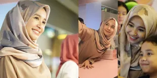 Manis! Pulang ke Bandung, Laudya Cynthia Bella Foto Bareng Fans