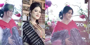 Maternity Shoot Kahiyang Ayu, Menjelma Bak Puteri nan Anggun