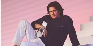 Mendapat Ancaman Pembunuhan Dari Penggemar Taylor Swift, Berikut 7 Potret John Mayer Yang Ternyata Menanggapi Hal Tersebut!