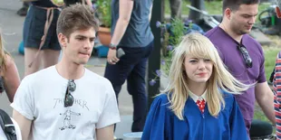 Mesranya Gaya Pacaran Ala Andrew Garfield dan Emma Stone