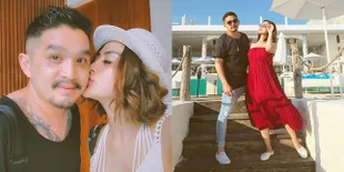 Momen Babymoon Selvi Kitty di Bali, Mesra Bersama Suami Tercinta!