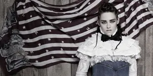 Momen-Momen Paling Fashionable Kristen Stewart Bersama Chanel