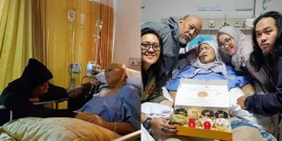 Momen Terakhir Indro Warkop dan Nita di Rumah Sakit, Penuh Haru