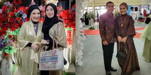 Pakai Banyak Perhiasan Sekaligus, Foto-foto Umi Kalsum Ibunda Ayu Ting Ting yang Disebut Seperti Toko Emas Berjalan