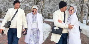 Pamer Ciuman dan Kemesraan, Intip 11 Potret Bella Shofie dan Daniel Rigan yang Terus Kompak dan Serasi - Selalu Bahagia Romanis Banget