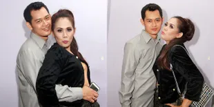 Peluk & Nyaris Cium, Mesranya Pengantin Baru Elly Sugigi - Ferry