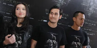Pemain SUPERNOVA Tampil Serba Hitam Dalam Perilisan Trailernya
