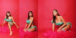 Pemotretan Millendaru Berbikini Bunga-Bunga, Hot dan Sensual!