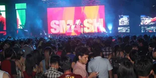 Penampilan Seru Angger Dimas di Djakarta Warehouse