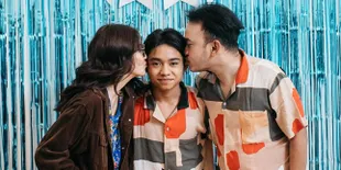 Perayaan Ulang Tahun Betrand Peto, Dapat Ciuman Ruben Onsu - Bersandar Manja ke Sarwendah
