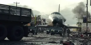Perlihatkan Kehancuran Luar Biasa Saat Bumi dan Bulan Bertabrakan, Film ‘MOONFALL’ Akan Tayang Awal 2022 - Berikut Cuplikan Trailernya!