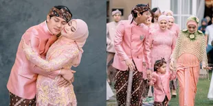 Perutnya Semakin Besar, 8 Potret 7 Bulanan Lesti Kejora yang Digelar Khidmat dan Penuh Tawa - Sudah Mulas dan Keluarkan Cairan