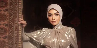 Photoshoot Terbaru Celine Evangelista, Tampilkan Aura Glamor