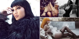 Pose-Pose Hot Kylie Jenner, Dari Pamer Dada Hingga Bagian Pribadi