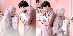 Potret Acara Akikah Anak Kembar Anisa Rahma, Penuh Kehangatan Bareng Keluarga Dihiasi Dekorasi Serba Warna Pink