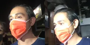 Potret Ajun Perwira Tinggalkan Polres Usai Diamankan Bersama Jennifer Jill, Hasil Tes Urine Negatif Narkoba