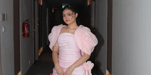 Potret Amora Lemos Prom Night SMP, Cantik Menawan